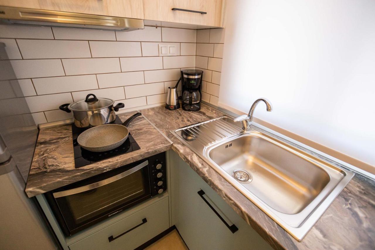 Varkes Suites 1 Néa Potídea Kültér fotó