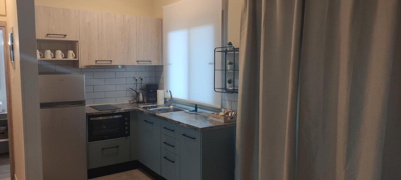 Varkes Suites 1 Néa Potídea Kültér fotó